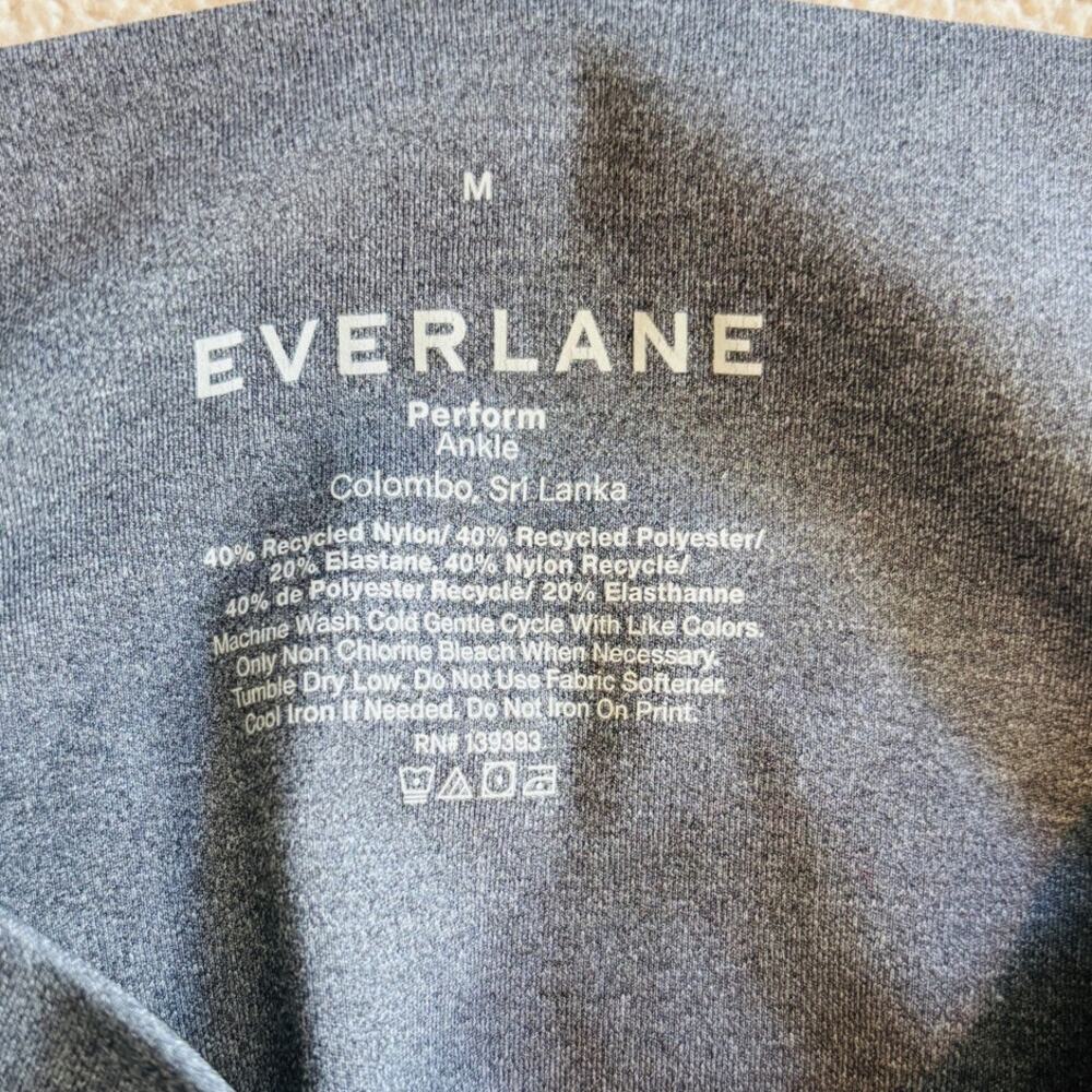 Everlane Perform Gray Athletic Workout Leggings, Medium Ankle - Picture 2 of 8